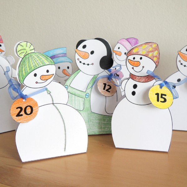 papíroví sněhuláčci, postavičky z adventního kalendáře, kreativní výroba